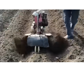 拖拉机 #收割机 #耕地机 #机械设备 #机械展示 #农业机械#三农